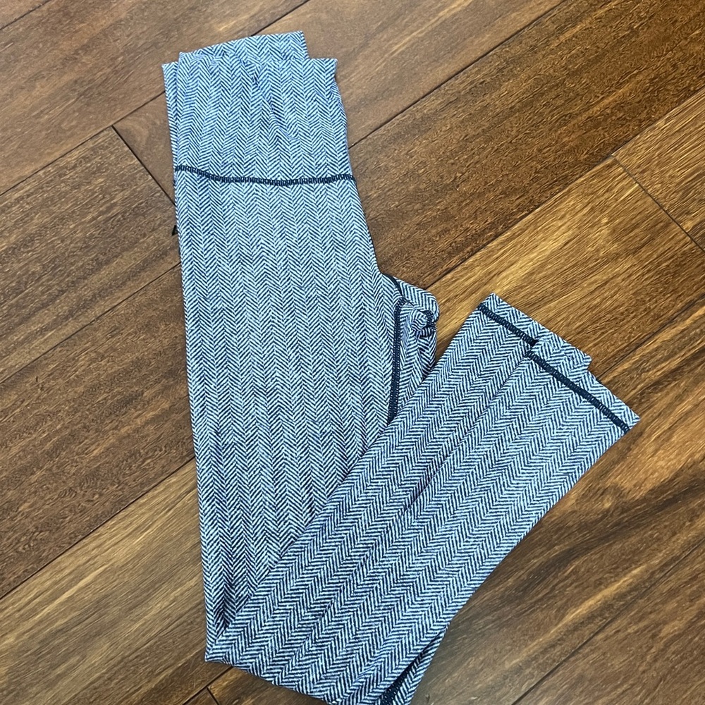 NWT- Sol & Mane Blue and White Herringbone Leggings.